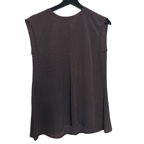 Eileen Fisher Silk Maroon Patterned Sleeveless Blouse - Petite 2/4 - Picture 4 of 9